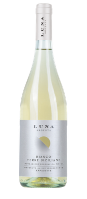 Die Flasche LUNA ARGENTA zeigt ein modernes Design mit einem silbernen Etikett und einem klaren, hellen Wein im Inneren.