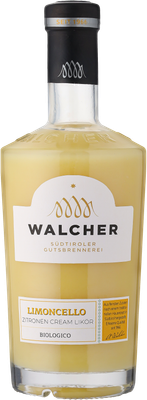 Die Flasche ist transparent und lässt den cremigen, gelben Likör durchscheinen, was die Frische und Qualität des Produkts unterstreicht.