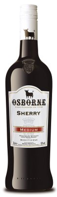 Die Flasche Osborne Sherry zeigt ein klassisches Design mit einem weißen Korken und einem auffälligen Stier-Symbol.